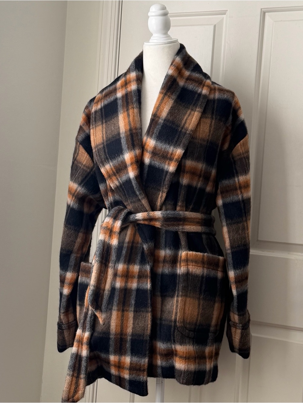 NWT Lauren Ralph Lauren Plaid Wool Blend Shawl Collar Wrap Coat Size M - Picture 11 of 11